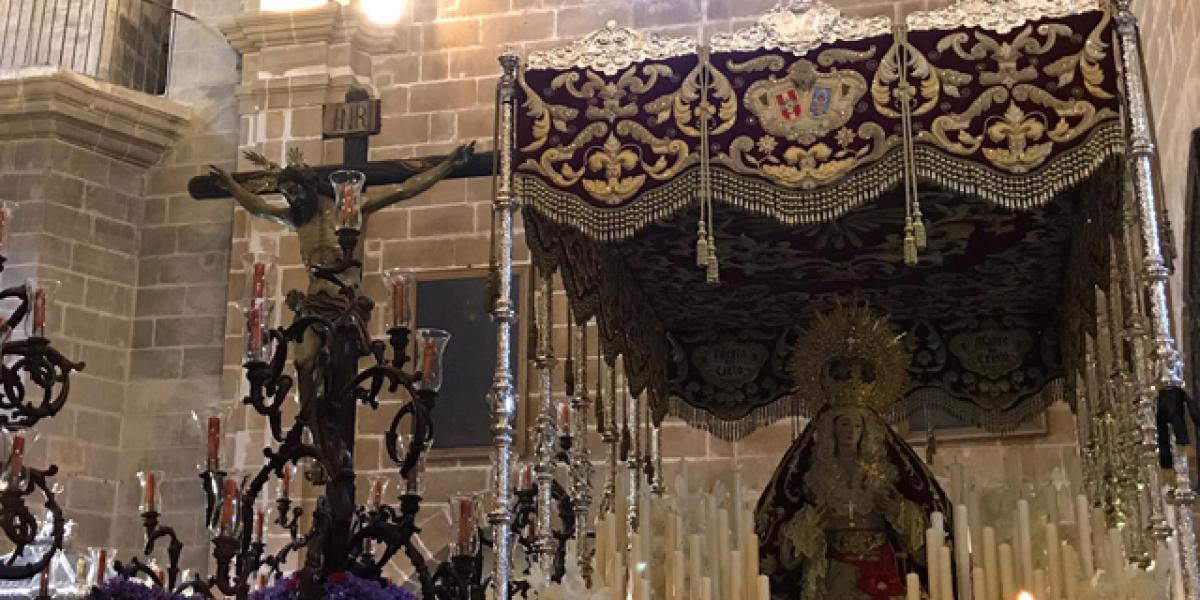 El Cristo de la Misericordia en la Basílica Menor de Nuestra Señora de los Milagros.