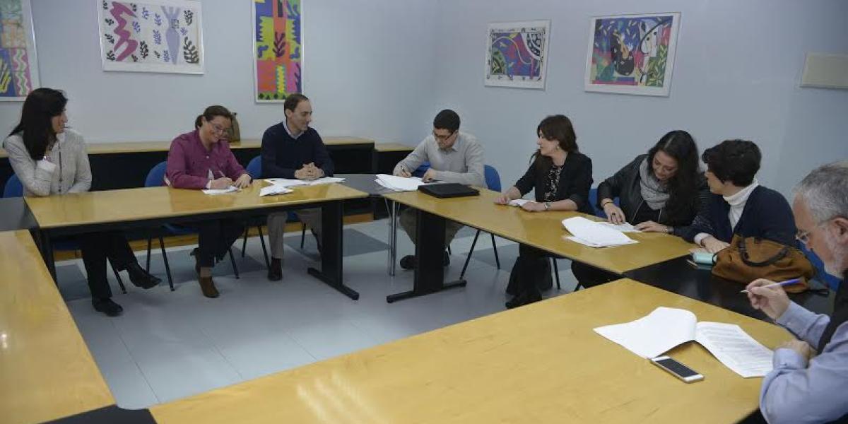 Firma de las naves nido.