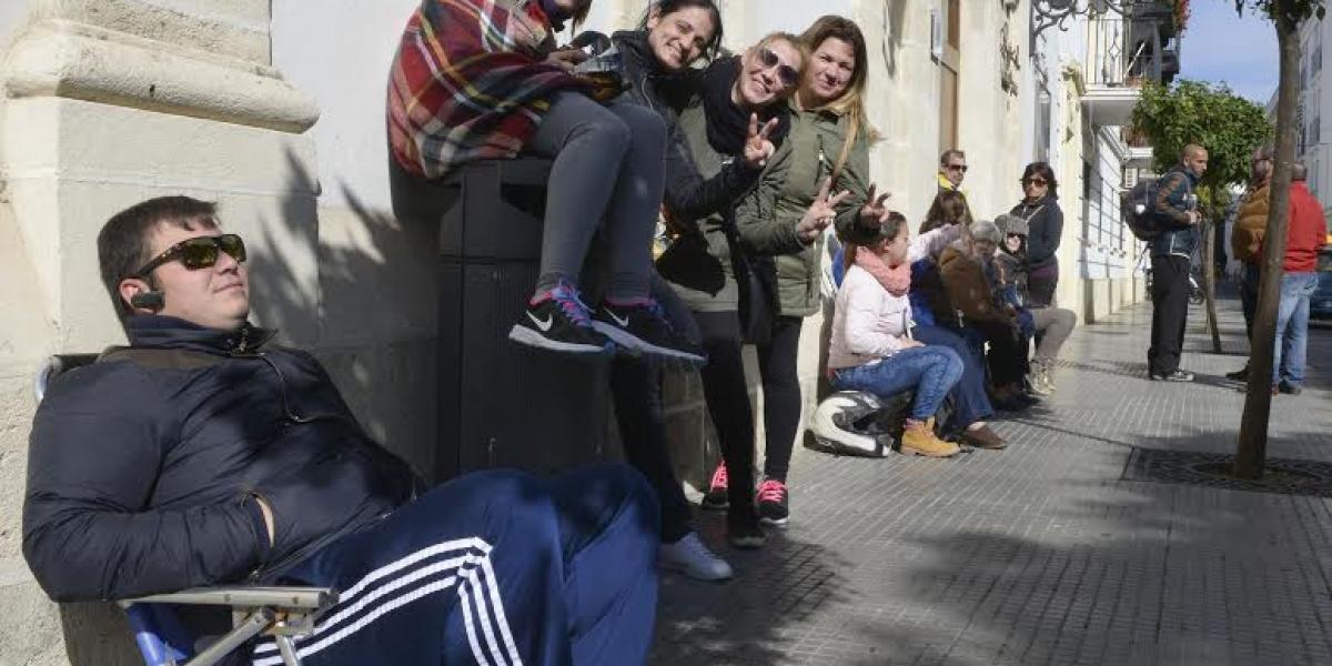 Colas en el Teatro.