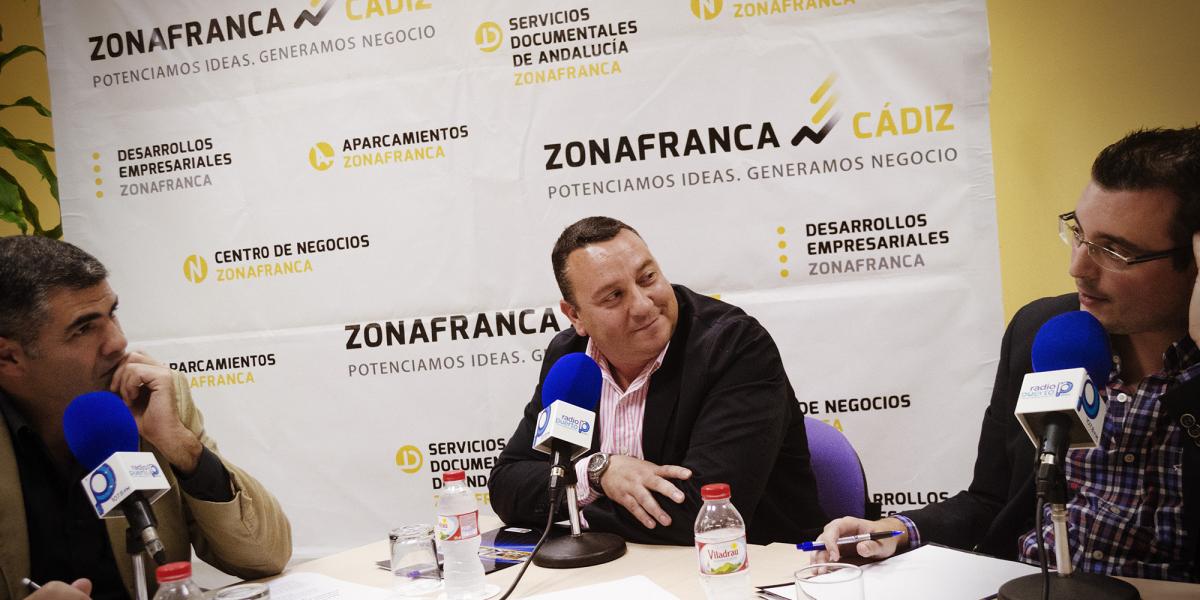 Radio Puerto celebra su primer aniversario con un programa a nivel nacional sobre el desarrollo económico de la provincia.