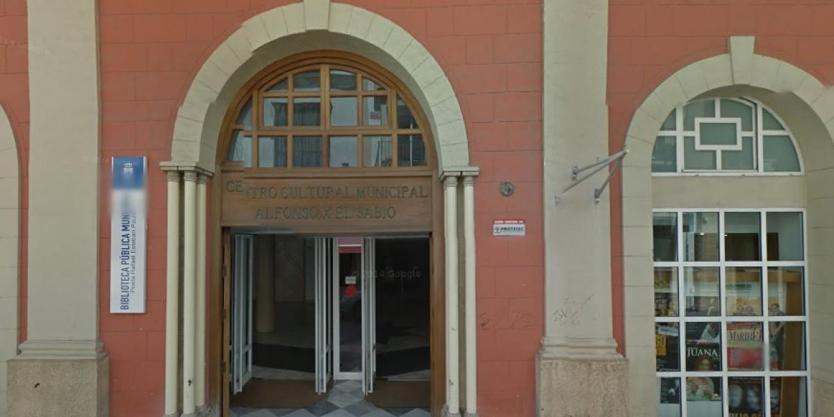 Fachada del Centro Alfonso X el Sabio