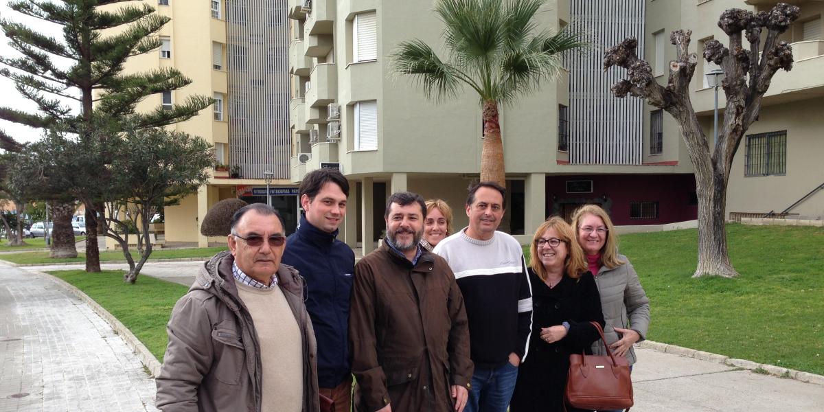 Reunión entre Alfonso Candón, Damián Bornes y los vecinos de Pinar Alto