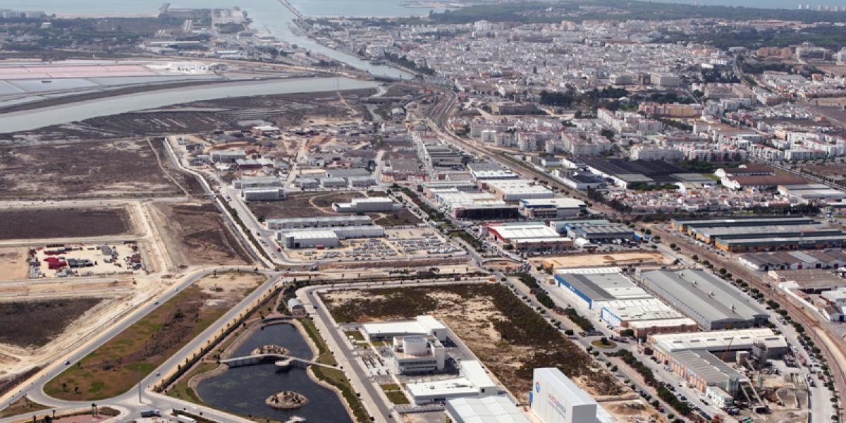 Polígono Las Salinas a punto de contar con fibra óptica
