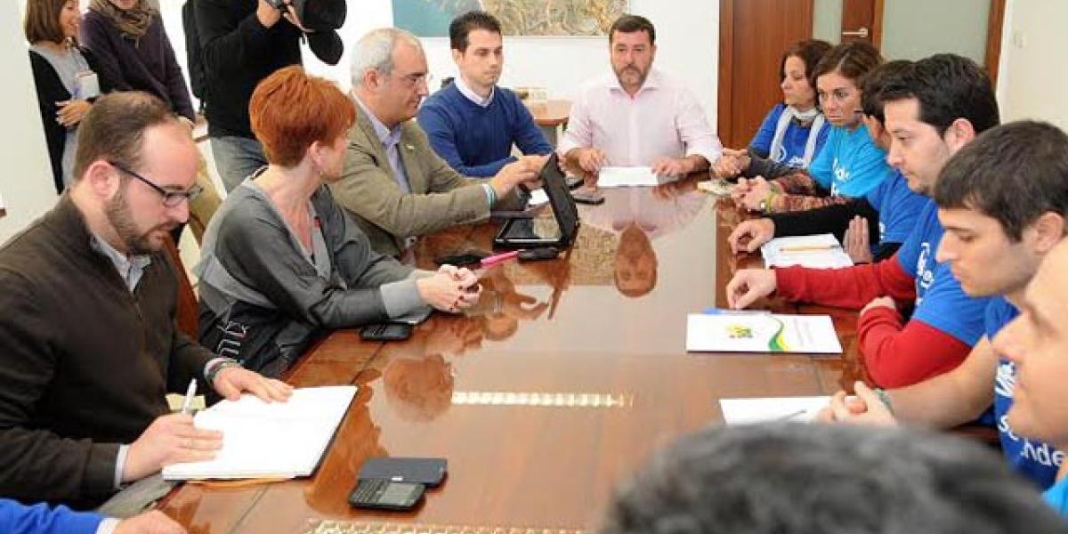 Reunión entre grupos municipales sobre la ampliación de capital de Apemsa.