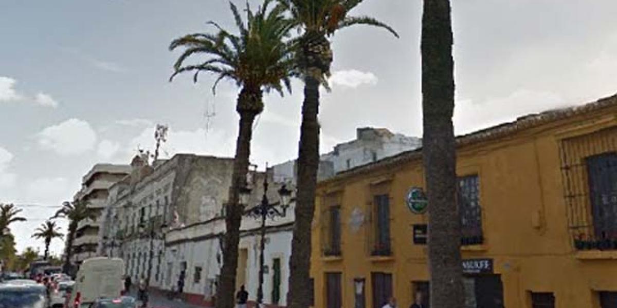 Avenida Micaela Aramburu de Mora.