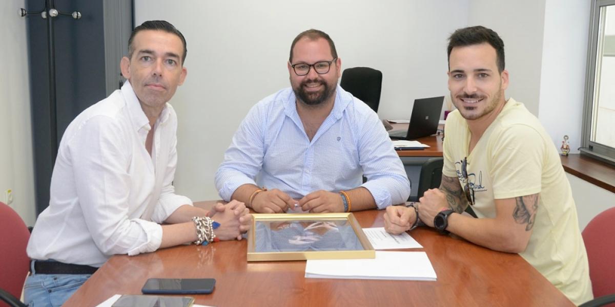 Daniel Herrera junto a David Calleja y Javier Bello.