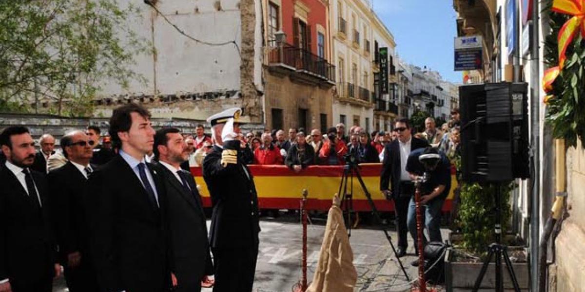 Ofrenda floral al almirante Blas de Lezo.
