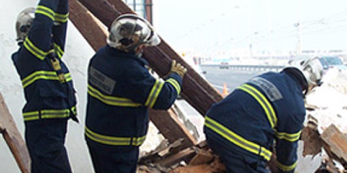 l viento provoca cerca de 70 actuaciones de los Bomberos en la provincia.