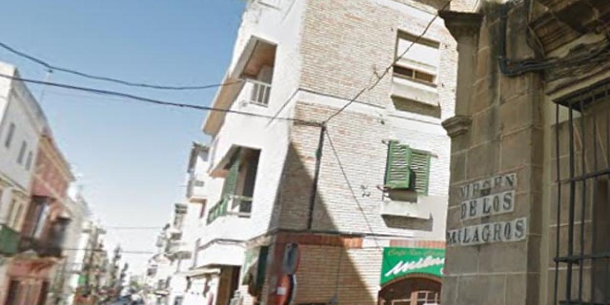 Calle Larga, esquina con Santo Domingo.
