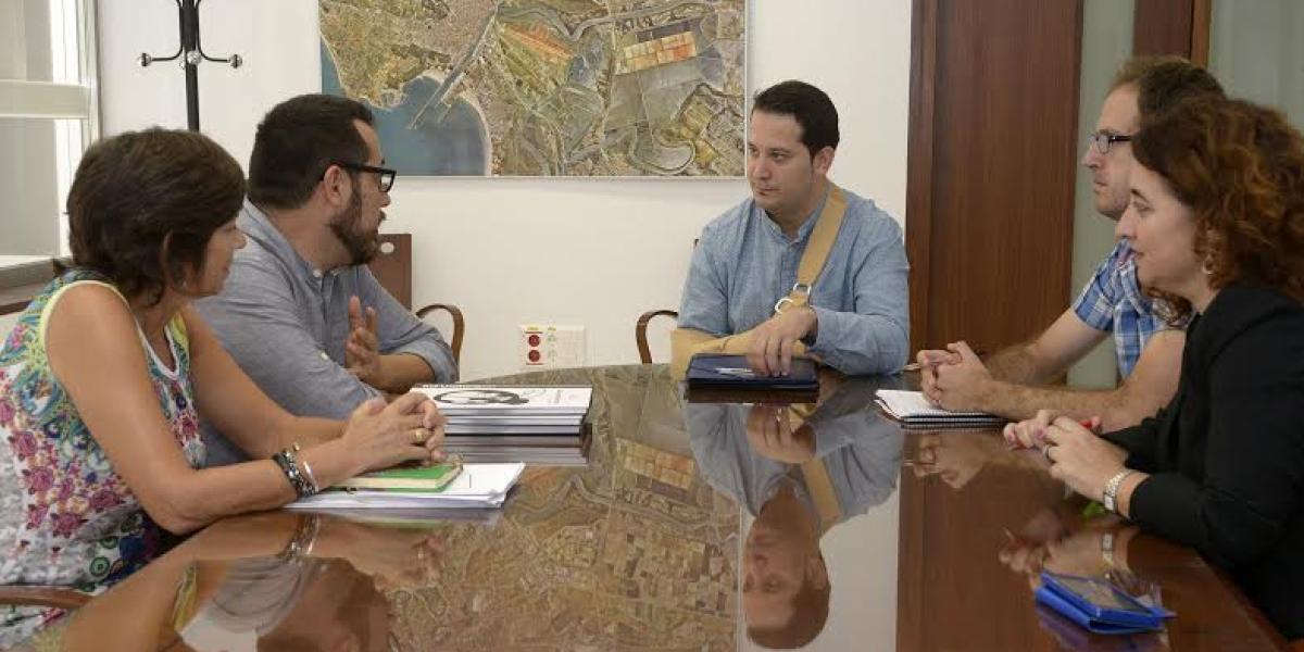 Reunión sobre la acogida de refugiados sirios.