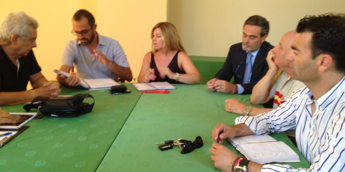 Carmen Ojeda y Ángel Quintana, reunidos con Acoval