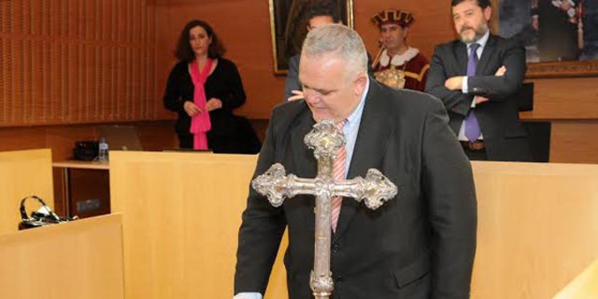 Joaquín José Amorós jura su cargo como concejal.