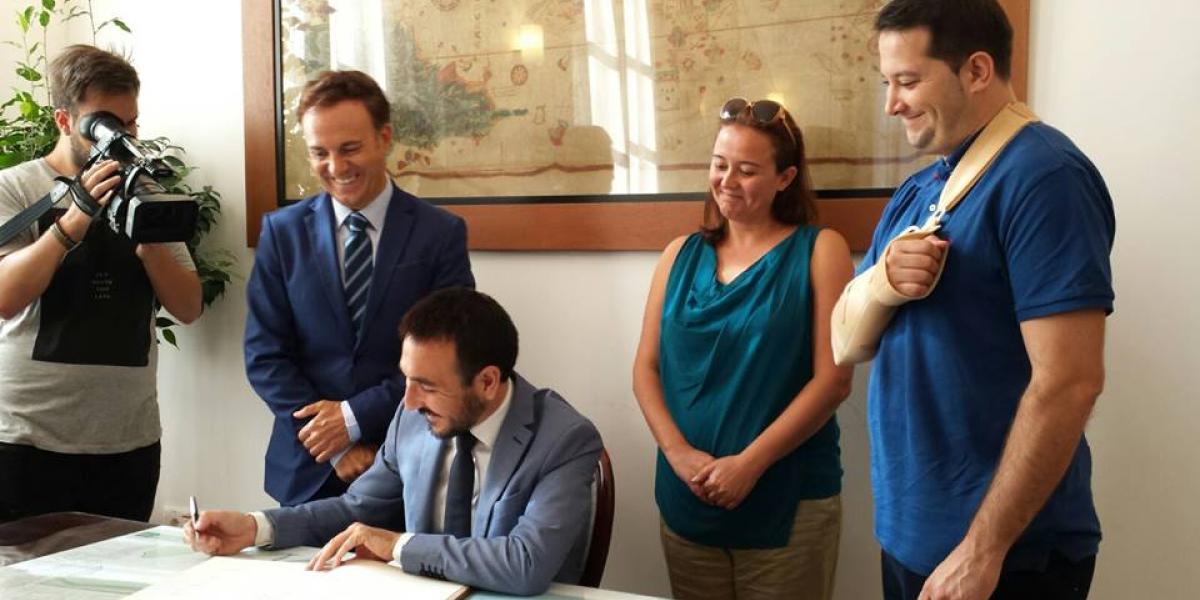 Reunión de Fernando López Gil en el Ayuntamiento.