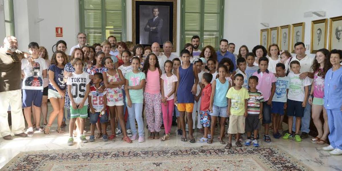 Visita de saharauis al Ayuntamiento.