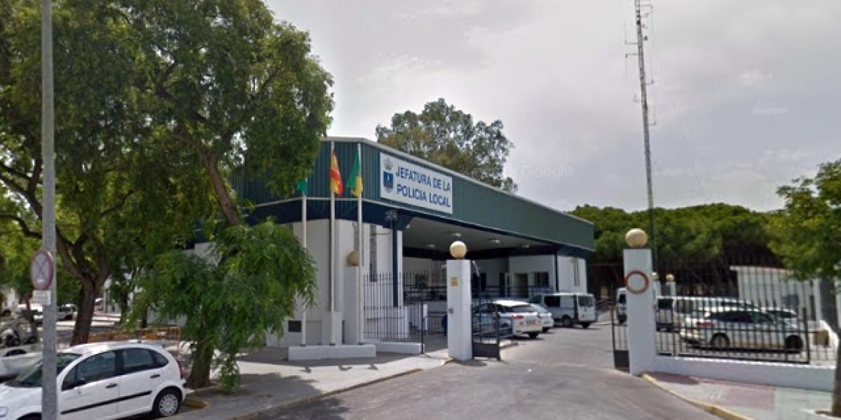 La Jefatura de la Policía Local.