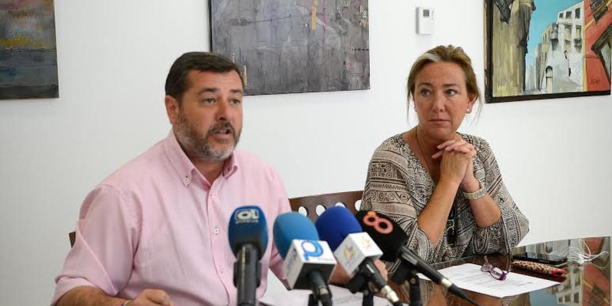 Alfonso Candón y Marta Rodríguez en rueda de prensa.