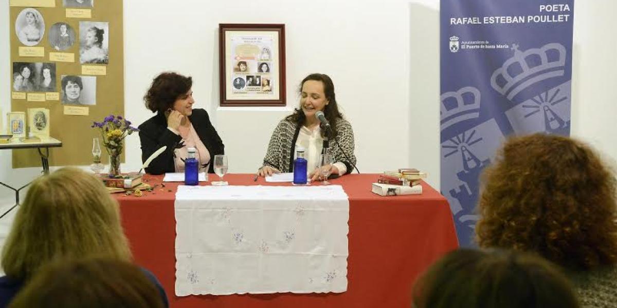 La directora de la Biblioteca Municipal, Montserrat Cuvillo.