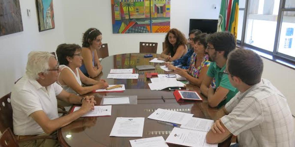 Reunión con el Foro por la Memoria Histórica.